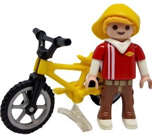L737 Niño con Bicicleta